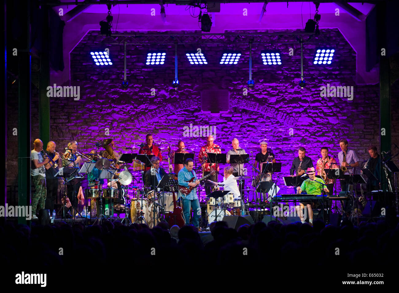 The Tubes Band High Resolution Stock Photography and Images Alamy