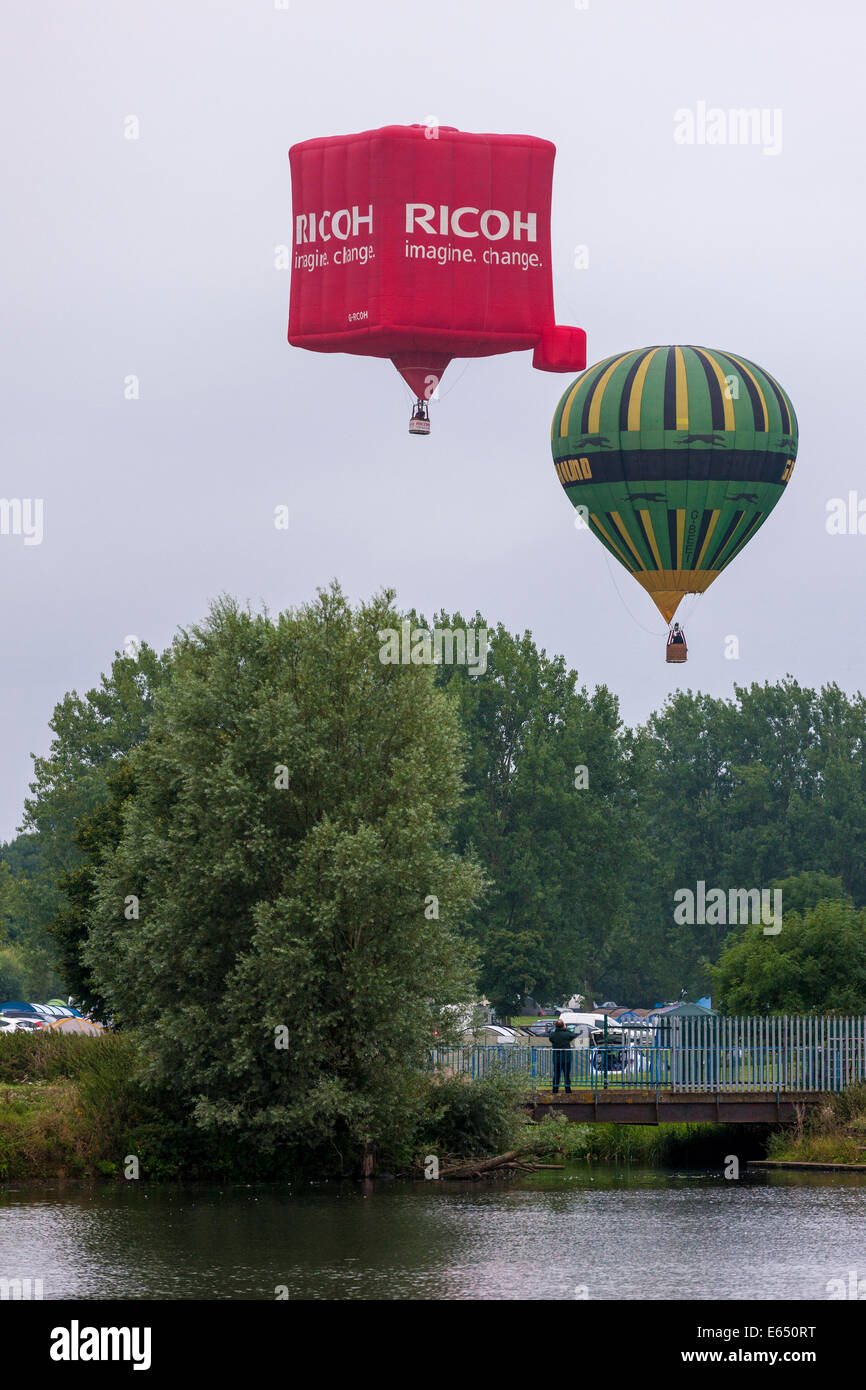 Northampton balloon festival hires stock photography and images Alamy