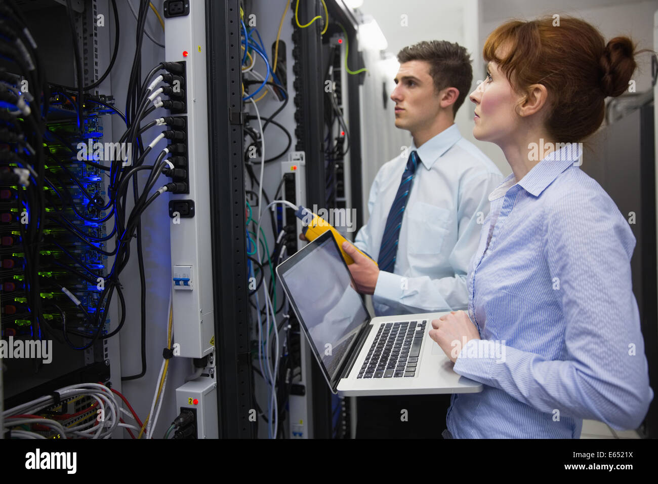 инженер сетей. монтажные работы инженерных систем. сетевой инженер. системное администрирование. системный администратор.