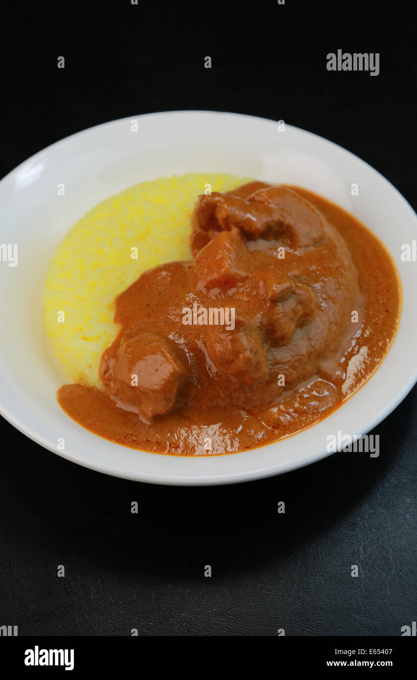 Butter chicken curry Stock Photo - Alamy