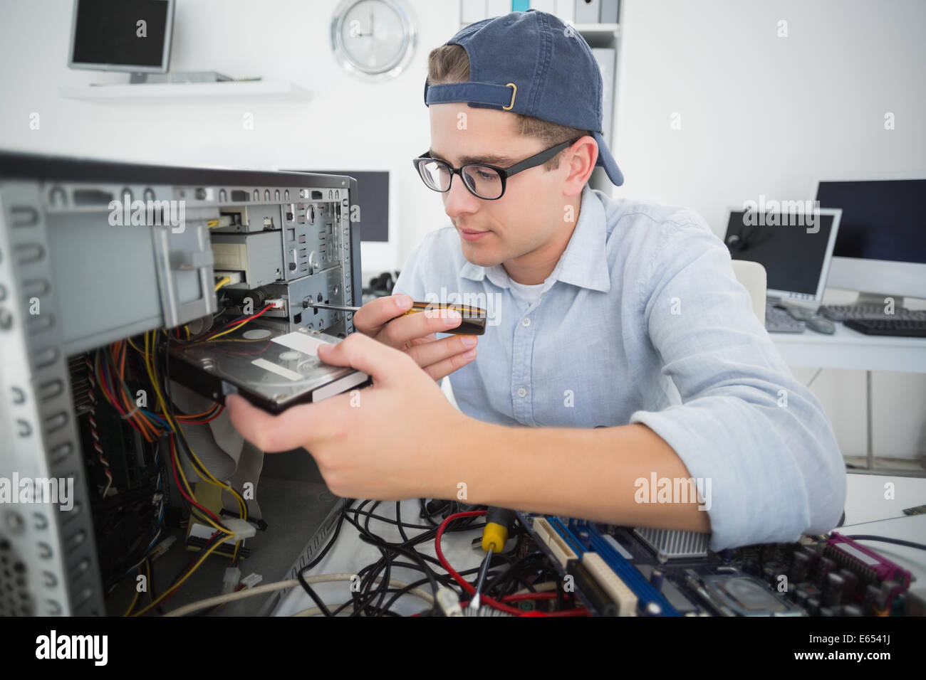 Компьютерные системы и комплексы. Пк работа с ним. Пк работа с ним. Компьютеры. Скорость работы пк определяется.