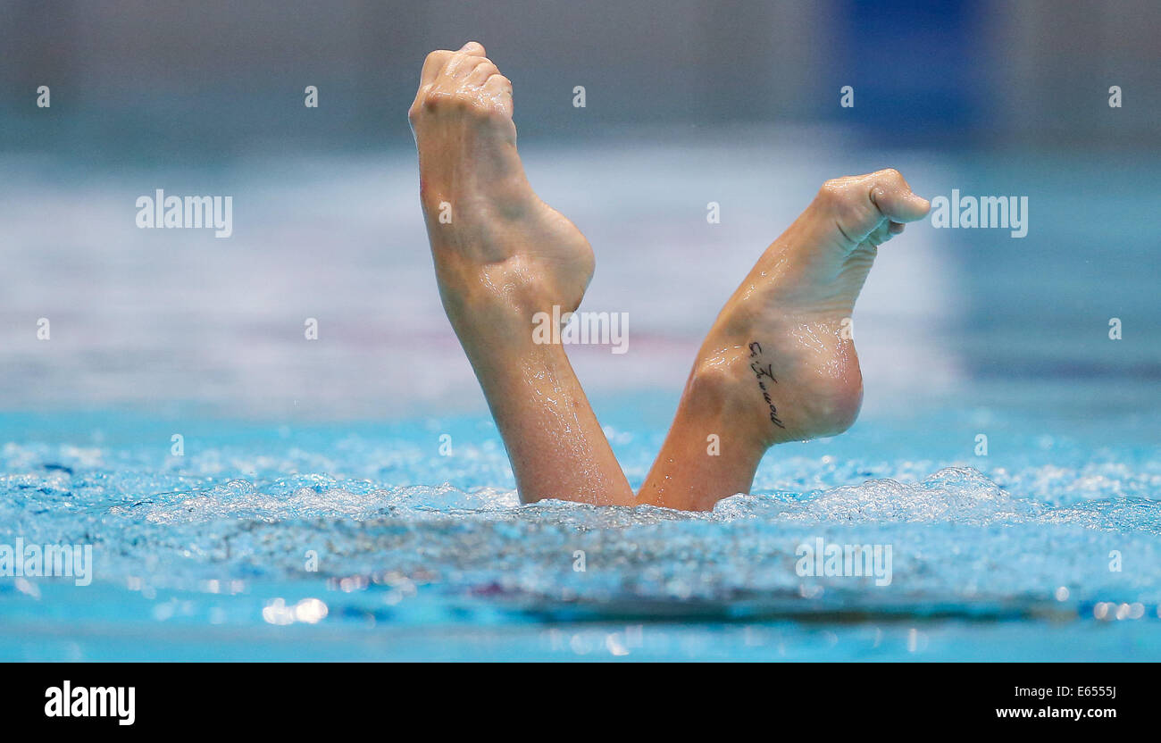 Berlin, Germany. 15th Aug, 2014. Linda Cerruti of Italy competes in the Solo Free Preliminary at the 32nd LEN European Swimming Championships 2014 at the Schwimm- und Sporthalle im Europa-Sportpark (SSE) in Berlin, Germany, 15 August 2014. Photo: Hannibal/dpa/Alamy Live News Stock Photo