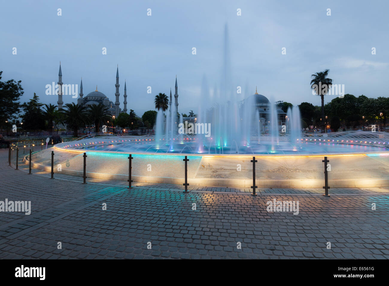 Fountain and the Sultanahmet Blue Mosque, Istanbul, Turkey Stock Photo ...