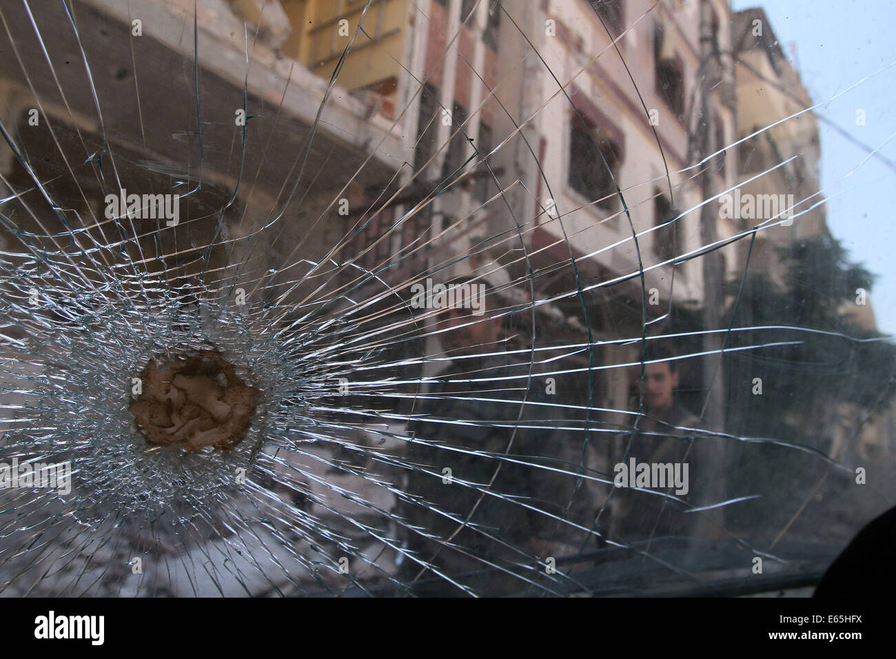 Window in damascus syria hi-res stock photography and images