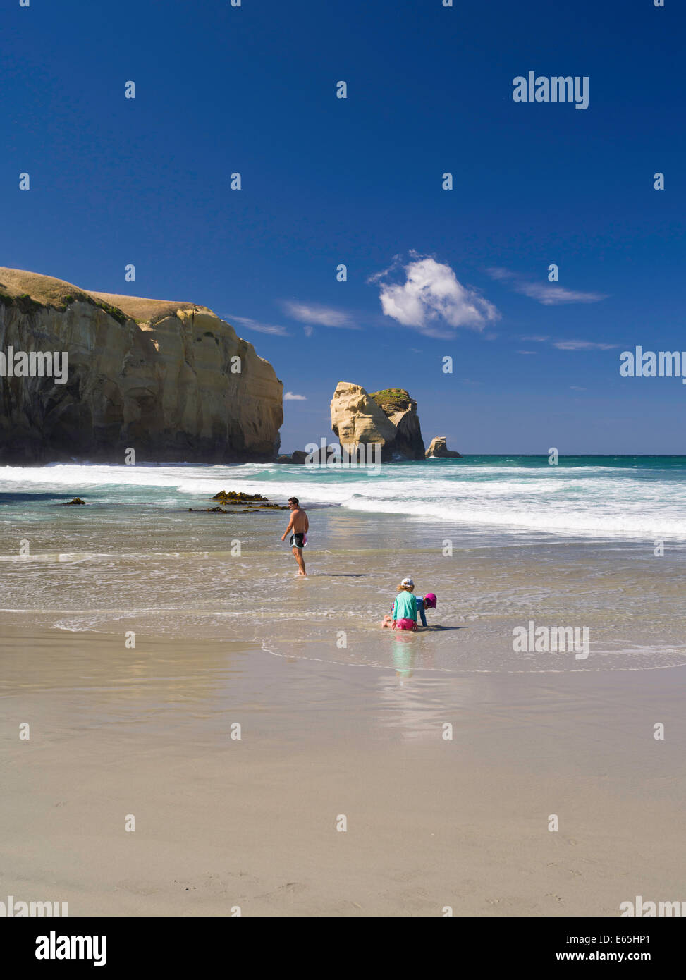 At the beach; Tunnel Beach, south of Dunedin, Otago, New Zealand Stock Photo Alamy