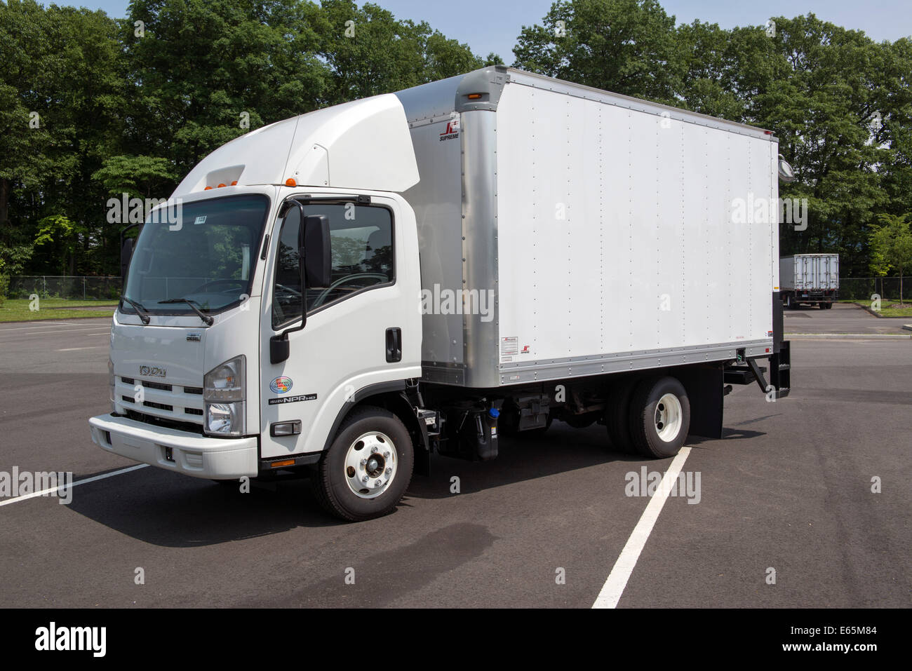 Isuzu truck hi-res stock photography and images - Alamy