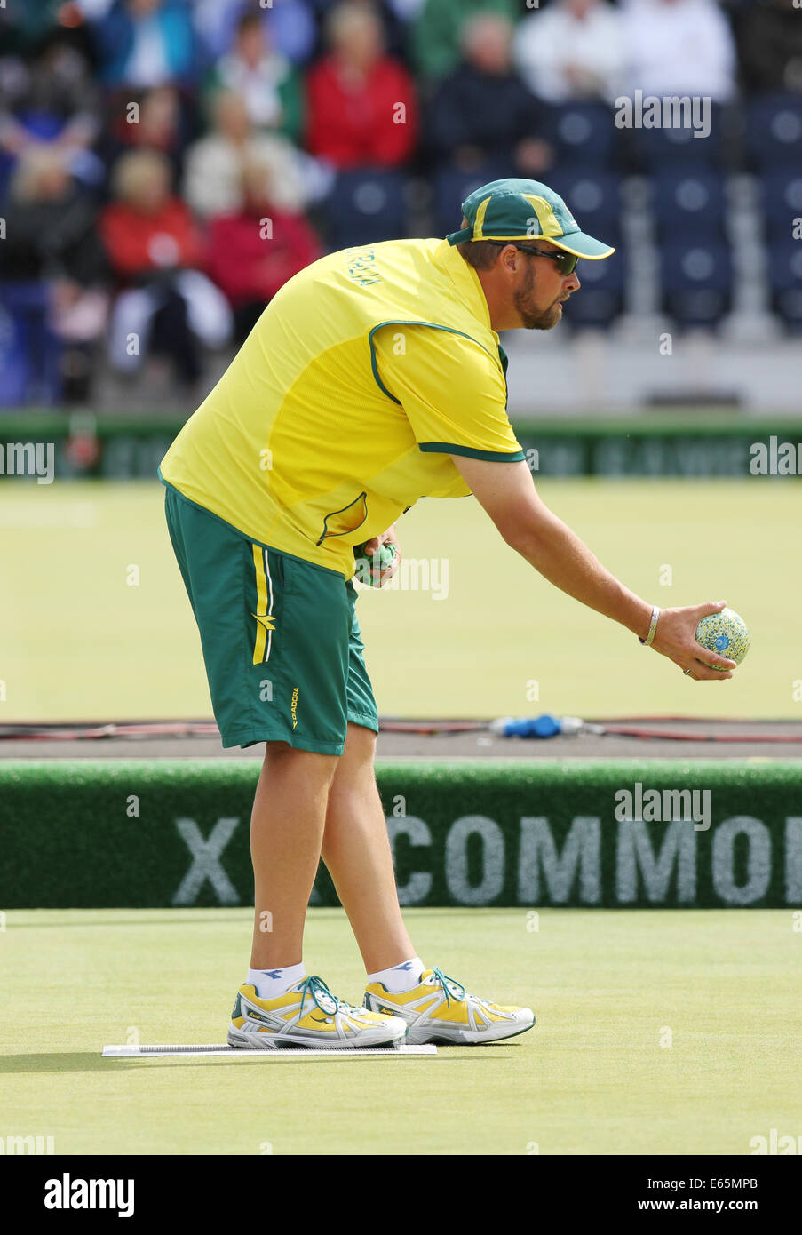 Matt FLAPPER of Australia v India in the bronze medal match in the mens fours at the Kelvingrove Lawn Bowls Centre, Stock Photo