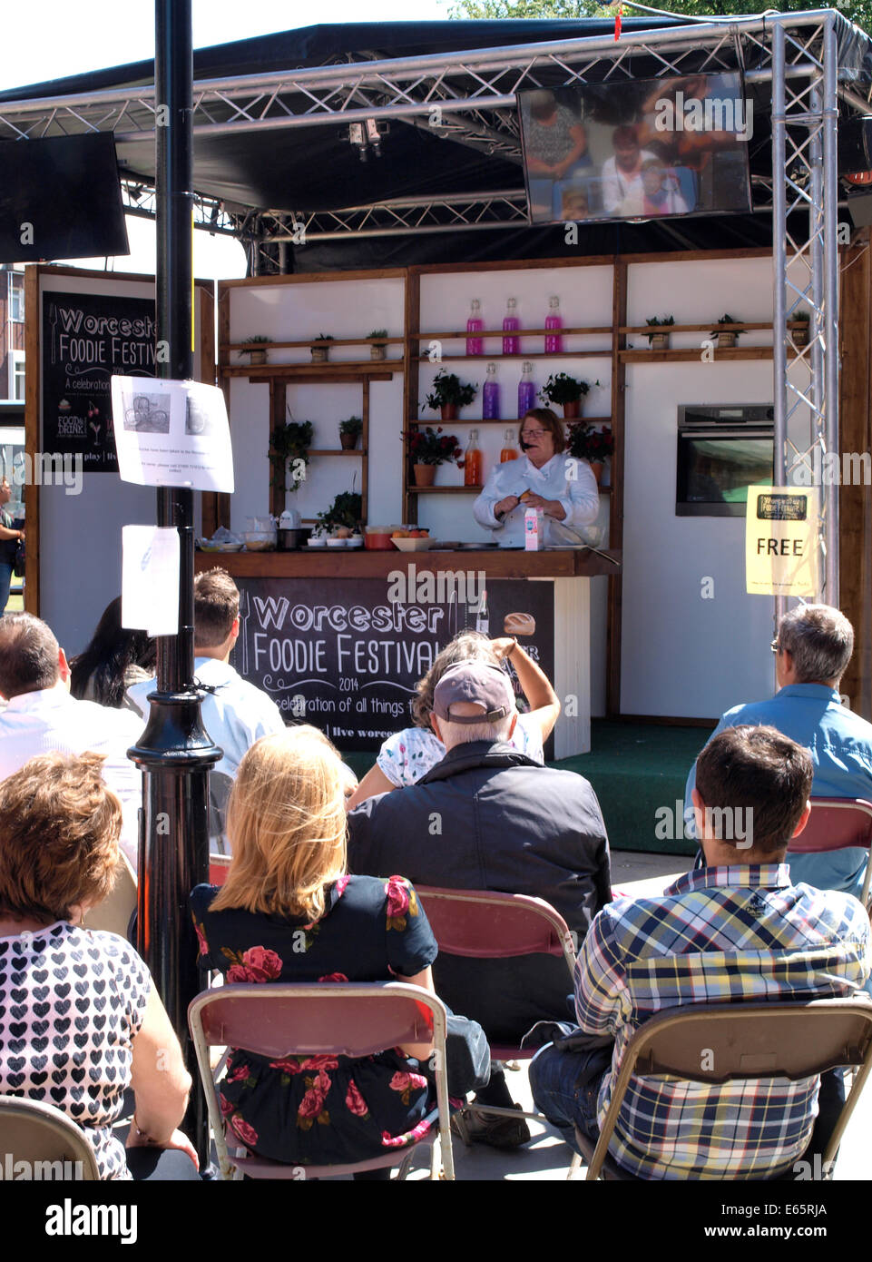 Rosemary Shrager giving a cookery demonstration at Worcester Foodie Festival, 2014 Stock Photo