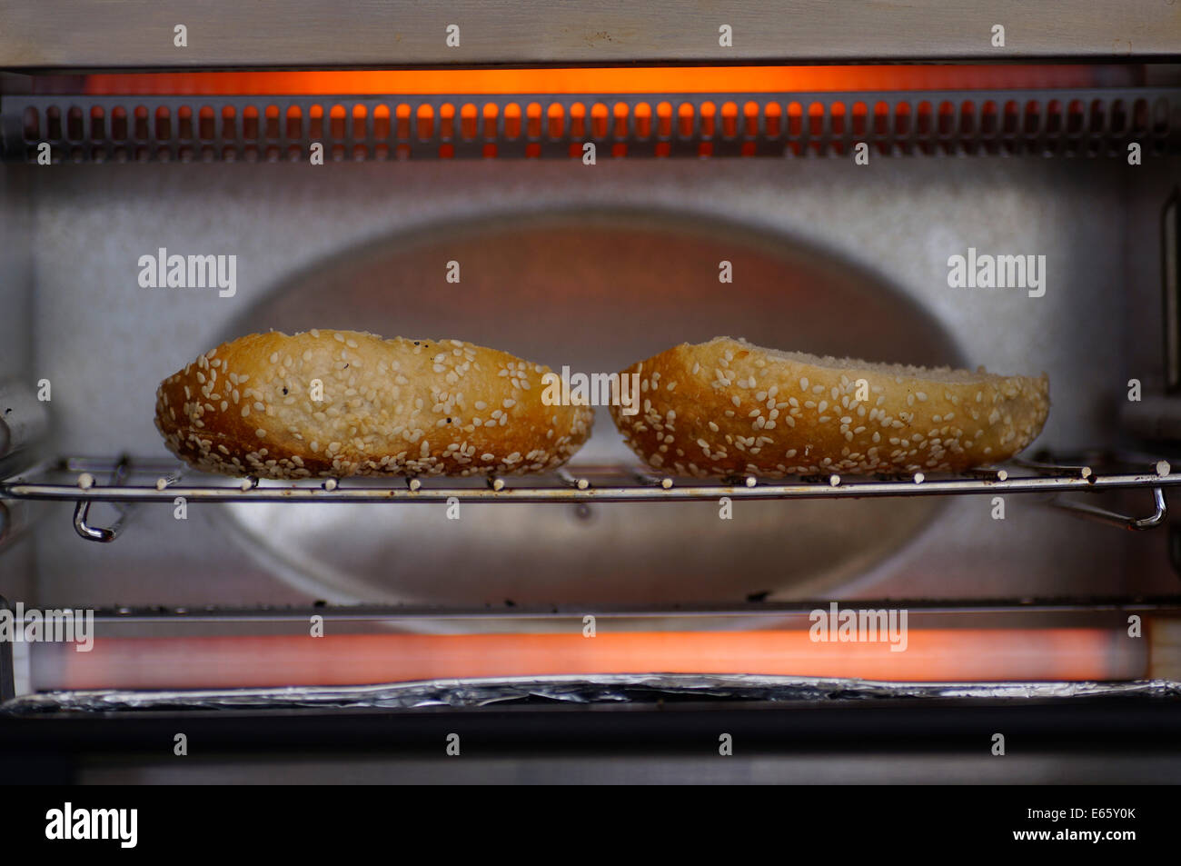 Bagel in toaster oven Clearance