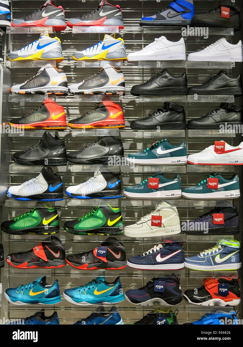 Champs sports shoes best sale