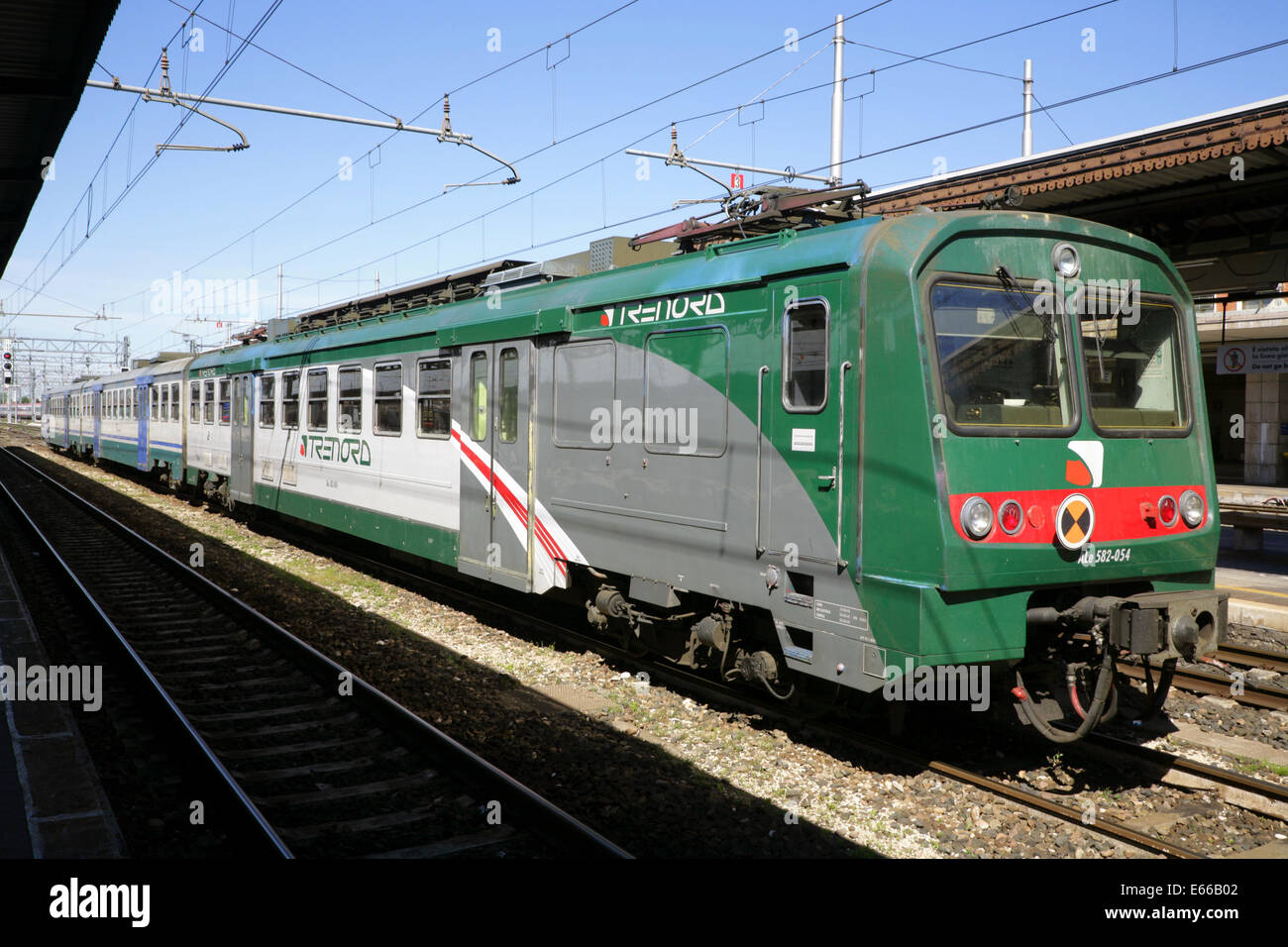 Trenord hi-res stock photography and images - Alamy