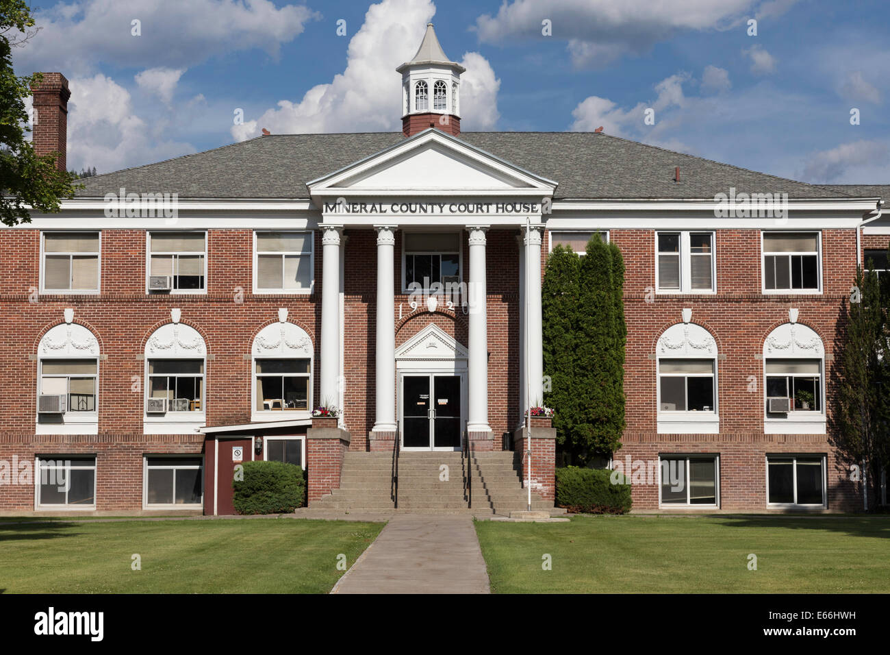 Mineral County Courthouse in Superior, Montana, USA Stock Photo Alamy