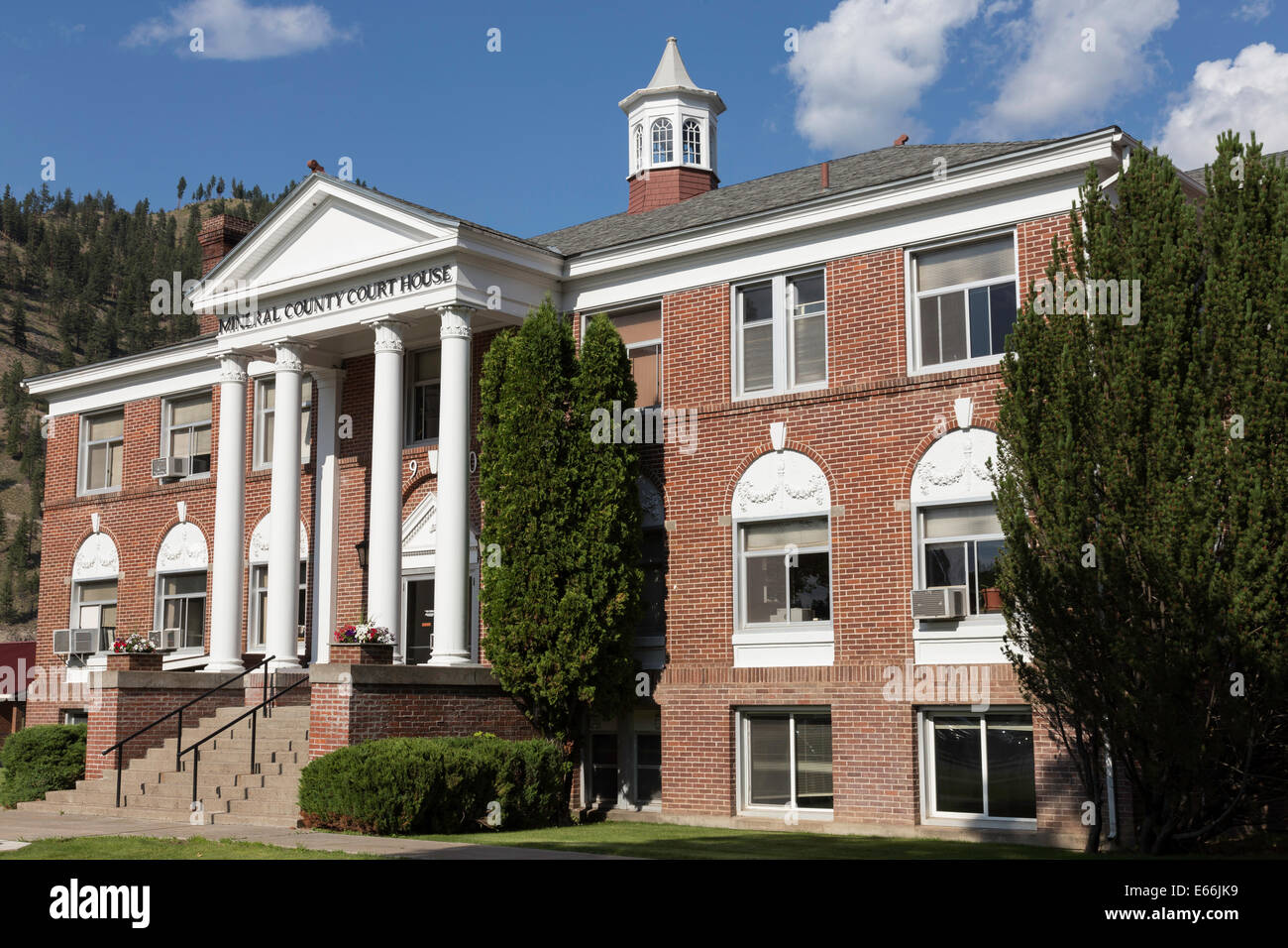 Mineral County Courthouse in Superior, Montana, USA Stock Photo Alamy