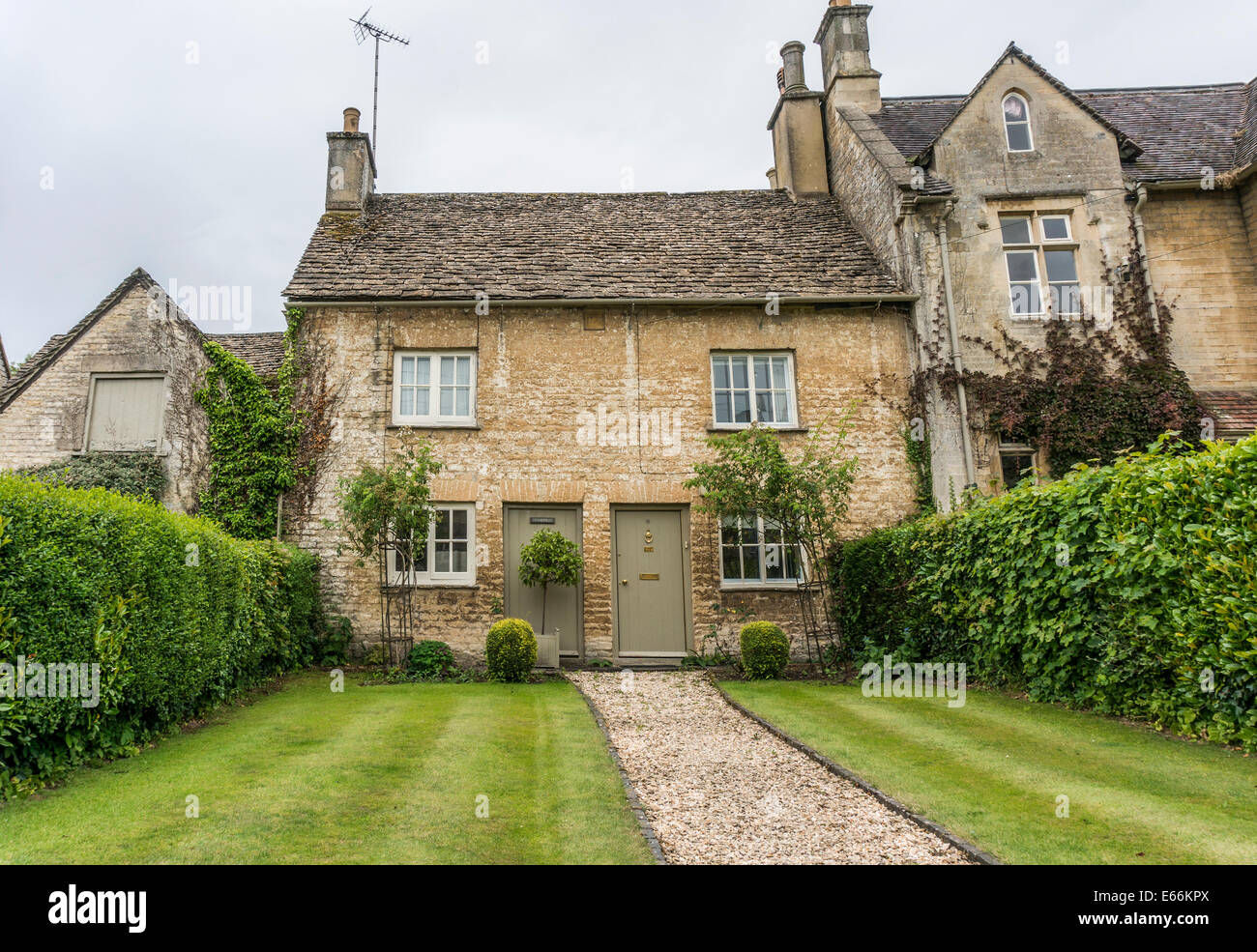 An attractive period house on Cecily Hill, built in local cotswold stone, Cirencester,  Cotswolds, Gloucestershire, England, UK. Stock Photo