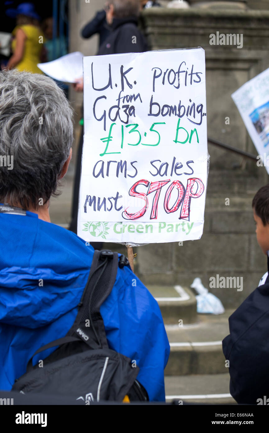 Sheffield, Yorkshire, UK.16th August 2014.Palestine solidarity campaign