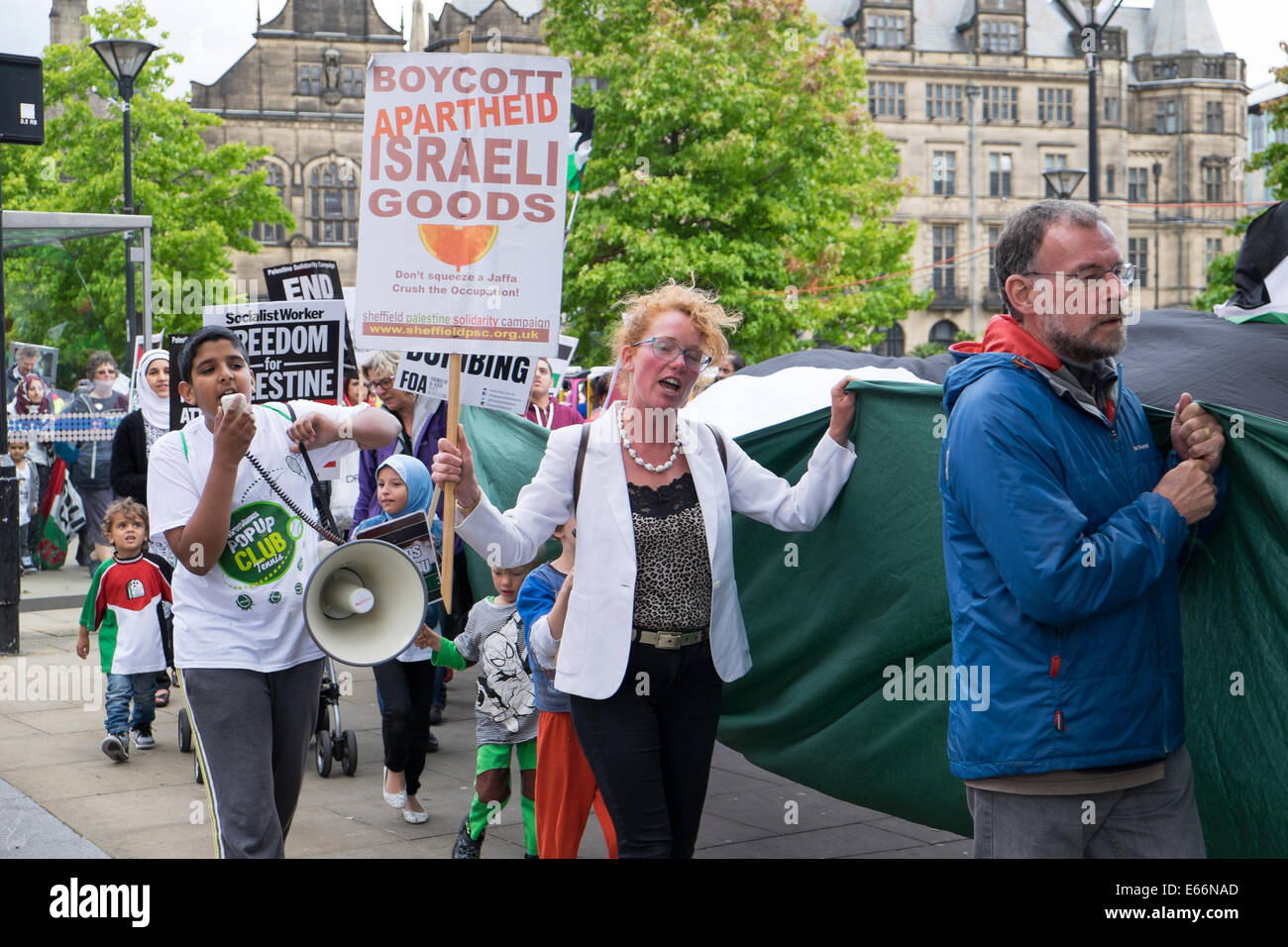 Sheffield, Yorkshire, UK.16th August 2014.Palestine solidarity campaign