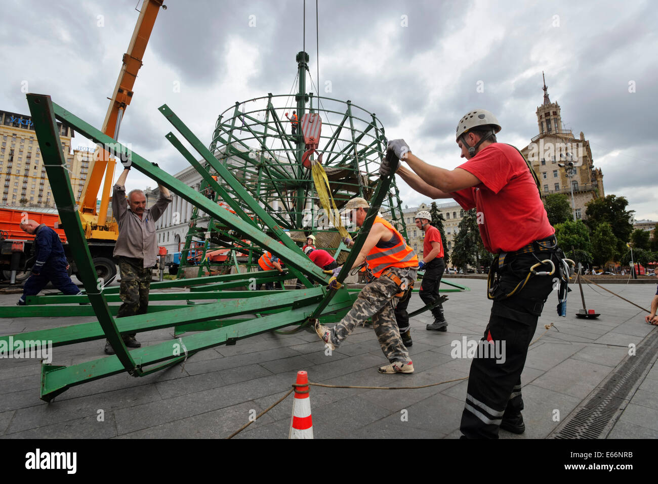 Kiev, Ukraine. 15 Aug 2014. 'Yolka' dismantled on Maidan in Kiev. 'Yolka' was an artificial Christmas tree, and a symbol of Euromaidan and the Ukrainian Revolution in Kiev in 2014. The construction, with all its flags and posters will be transferred in Ivan Honchar Museum. Credit:  Oleksandr Rupeta/Alamy Live News Stock Photo