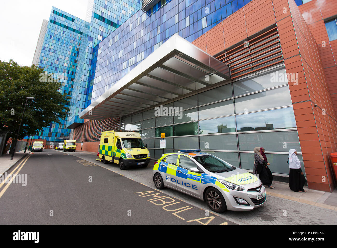 Whitechapel, UK. 16th Aug, 2014. The Royal London Hospital, Whitechapel, London, England, United Kingdom Credit:  Simon Balson/Alamy Live News Stock Photo
