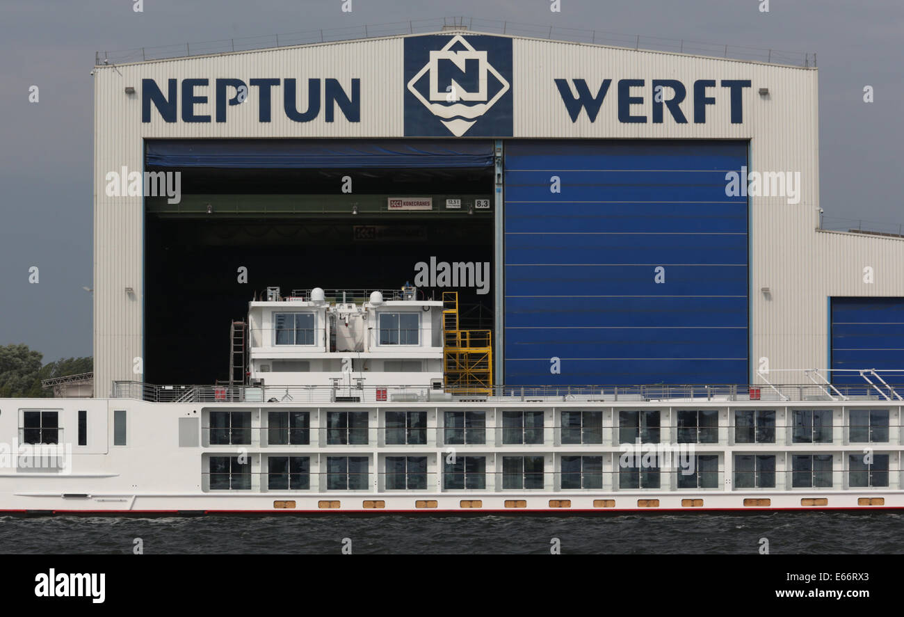 Neptun shipyard hires stock photography and images Alamy