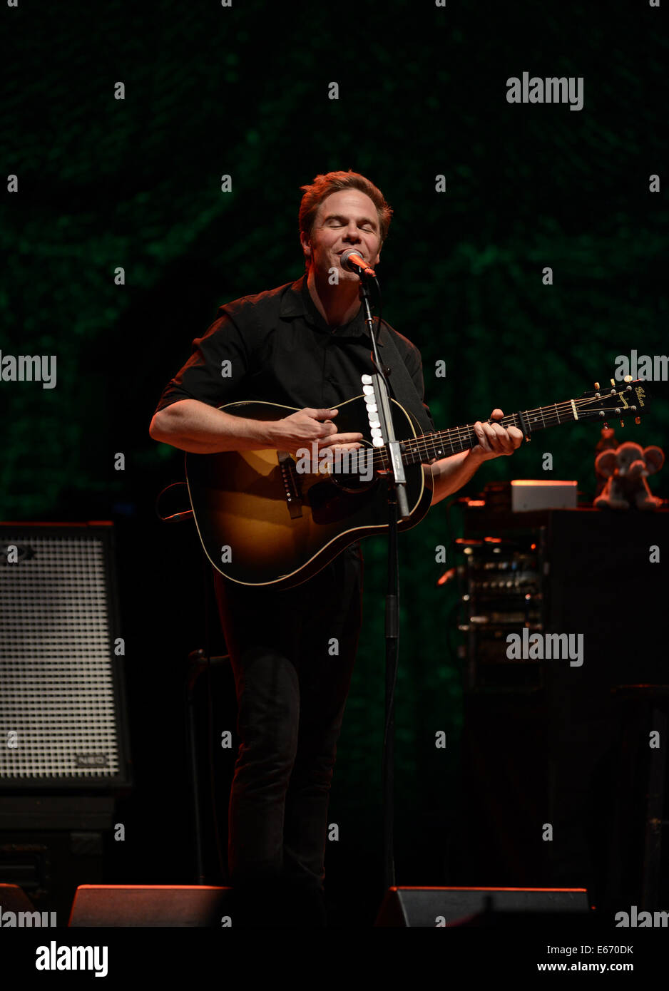 Portsmouth, Virginia, USA. 15th Aug, 2014. Musician JOSH RITTER brings ...