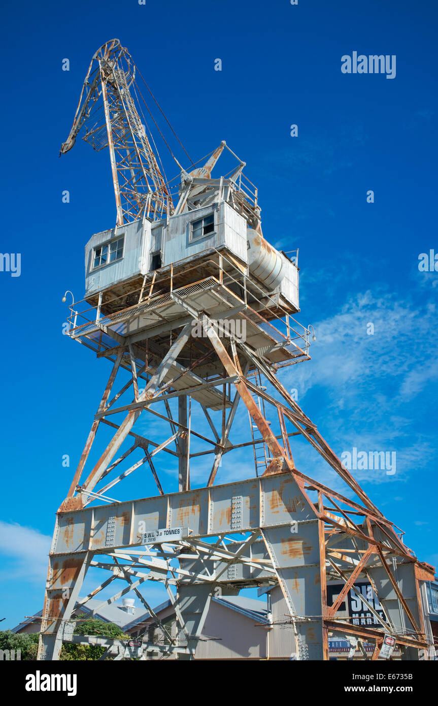 Old crane hi-res stock photography and images - Alamy