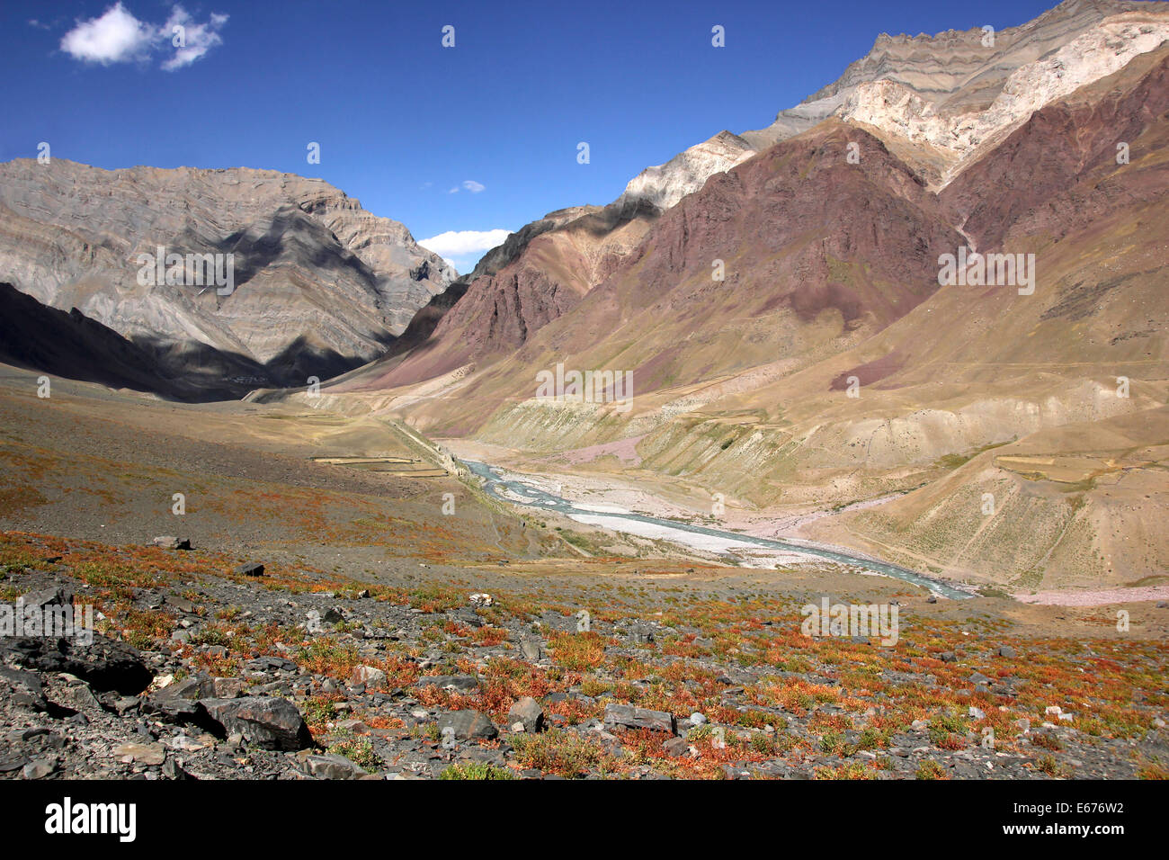 Pin Valley Pin valley himachal pradesh india High Resolution Stock Photography and ...
