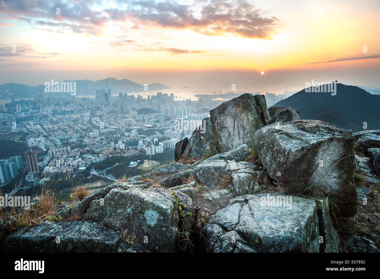 Sunset Seen From The Summit Of Lion Rock Hong Kong Stock Photo Alamy Sunset Seen From The Summit Of Lion Rock Hong Kong Stock Photo Alamy
