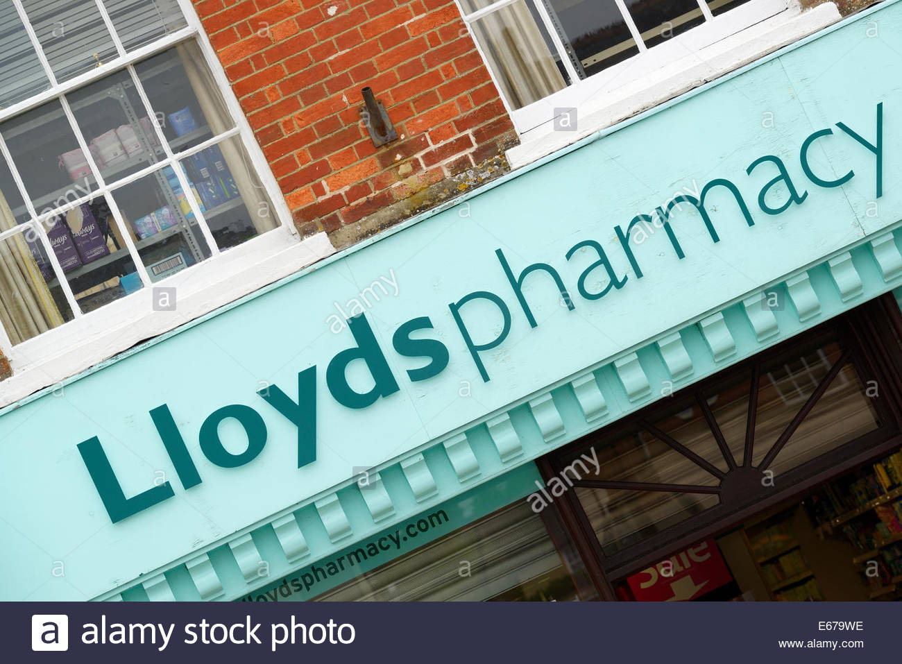 Lloyds Pharmacy High Resolution Stock Photography and Images Alamy