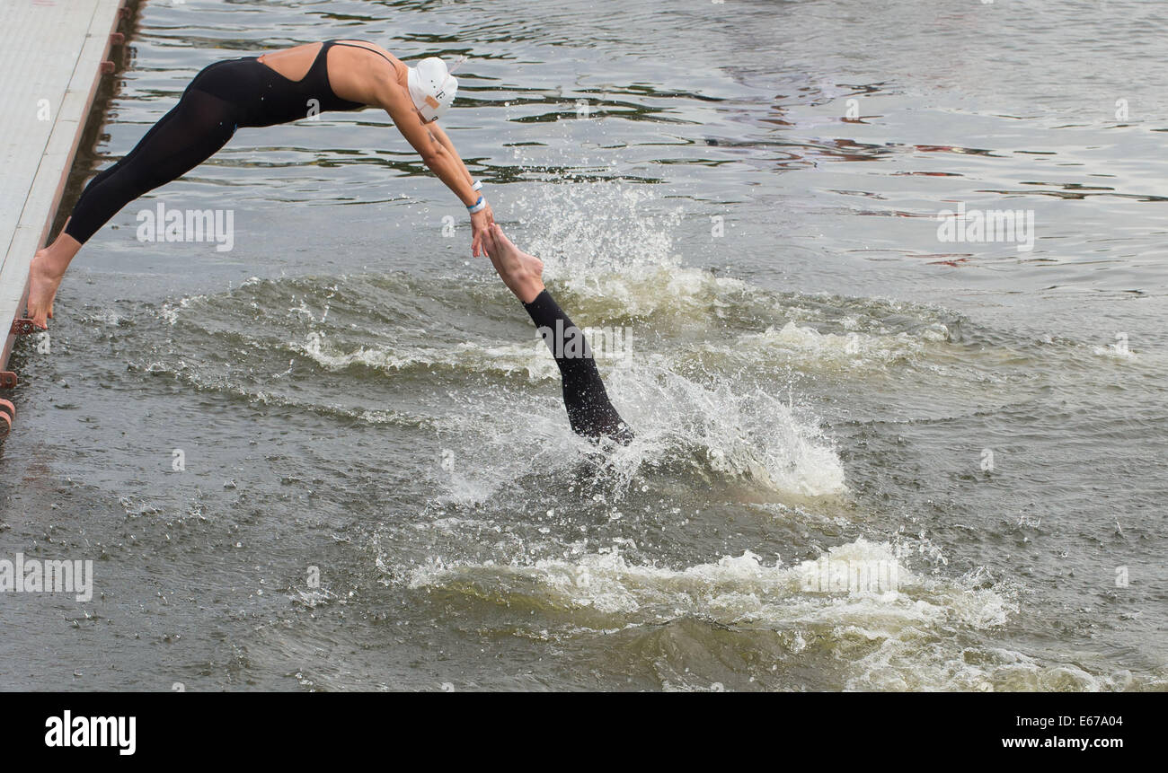 Berlin, Germany. 17th Aug, 2014. Two swimmers start in the women's 25km
