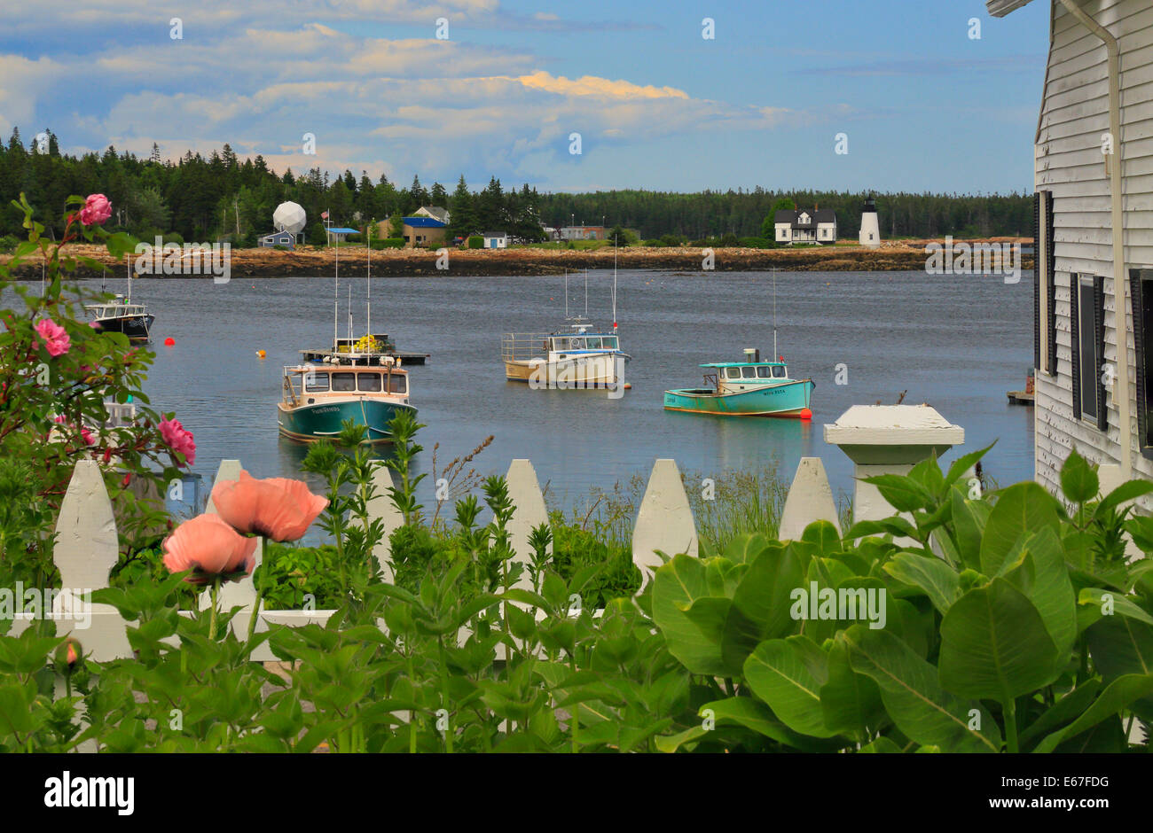 Prospect harbor point lighthouse hires stock photography and images