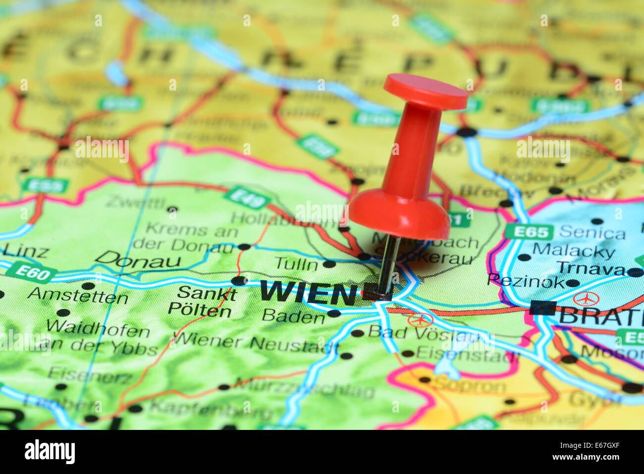 Vienna pinned on a map of europe Stock Photo - Alamy