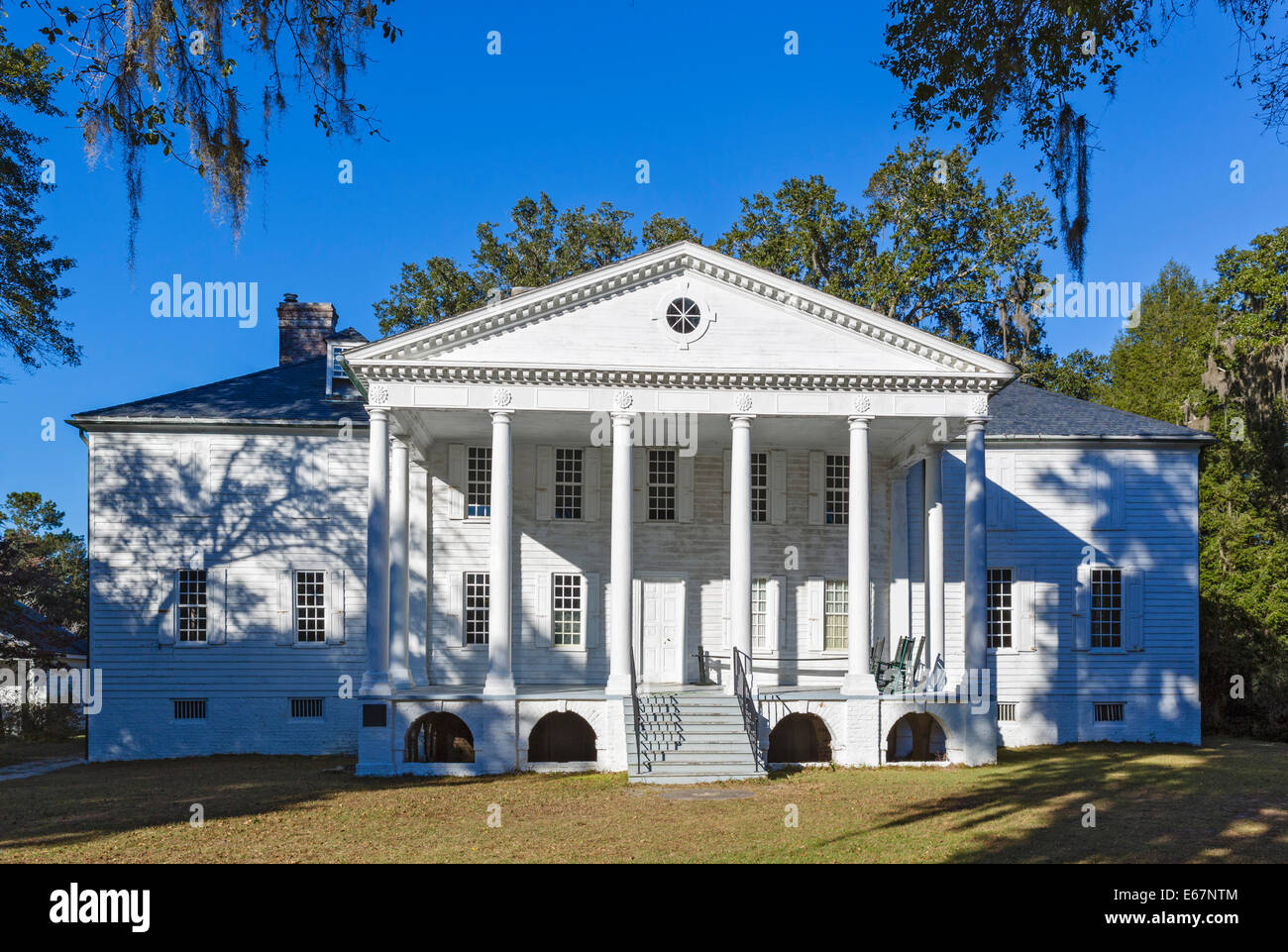The 18thC Georgian Mansion at Hampton Plantation State Historic Site, McClellanville, South Carolina, USA Stock Photo