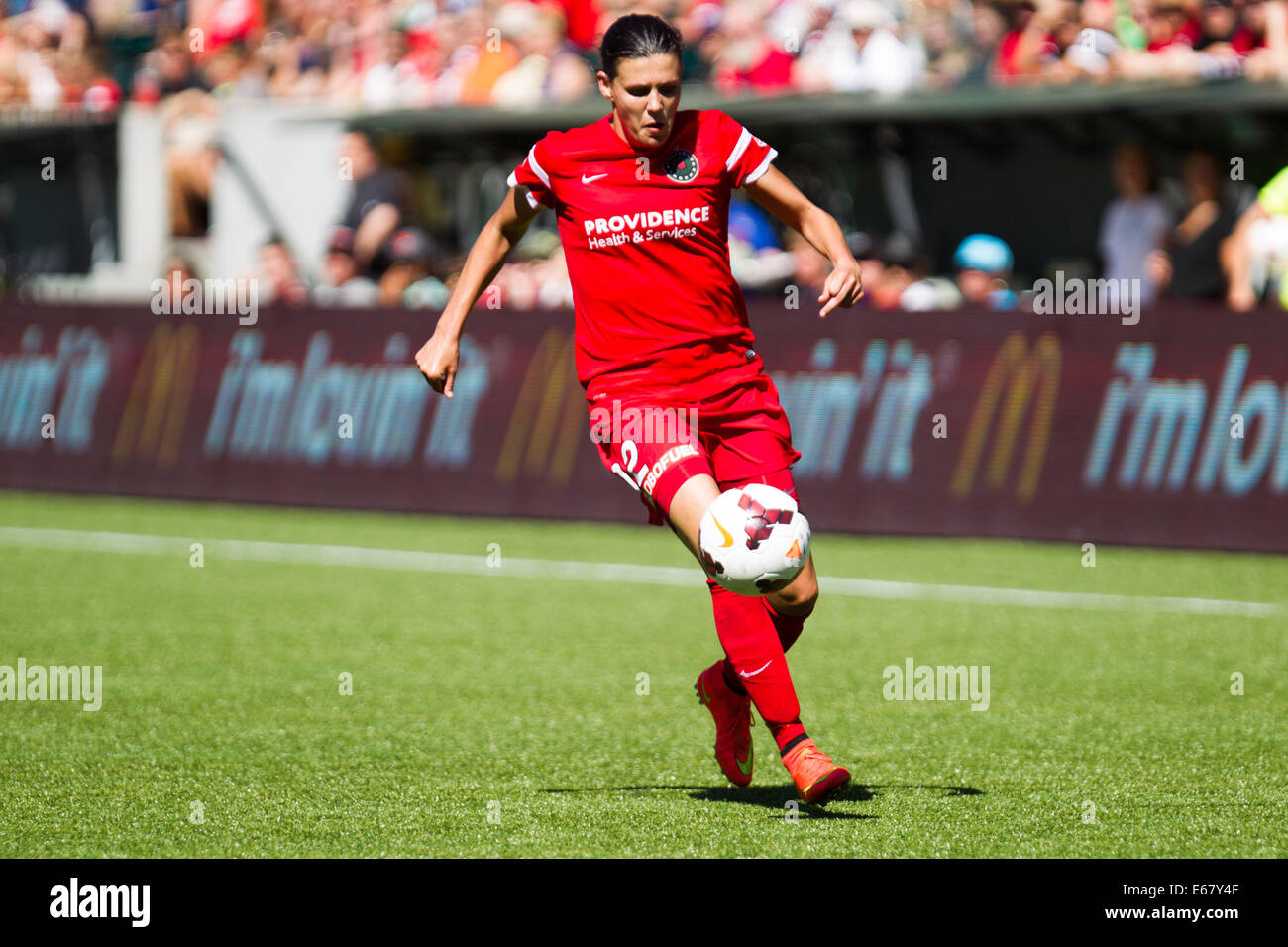 Portland, Oregon, USA. 17th Aug, 2014. CHRISTINE SINCLAIR (12) controls the ball. The Portland Thorns FC play the Seattle Reign FC at Providence Park on August 17, 2014. Credit:  David Blair/ZUMA Wire/Alamy Live News Stock Photo