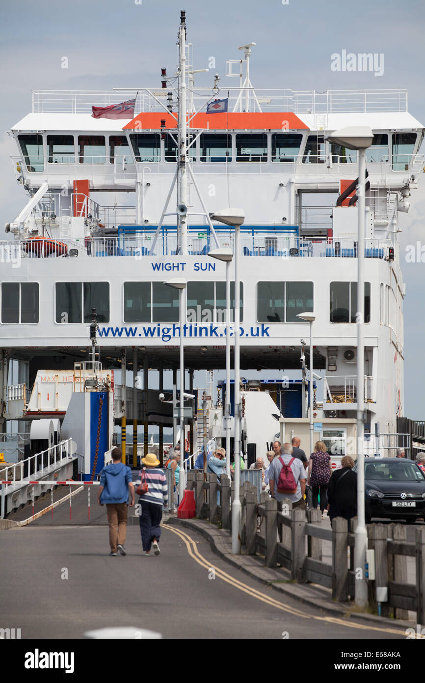 Lymington yarmouth car ferry hi-res stock photography and images - Alamy