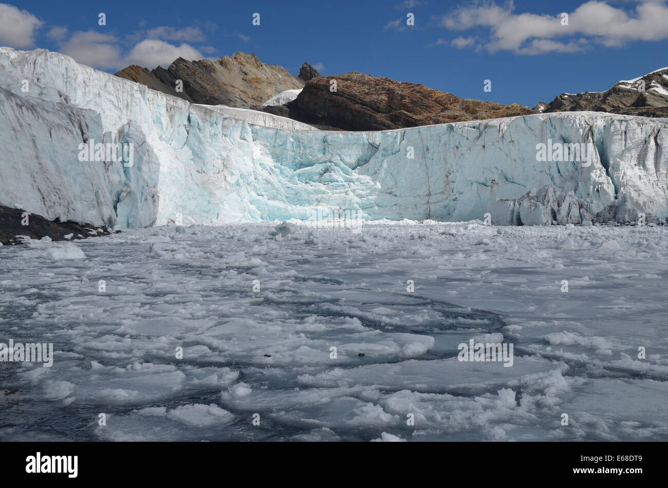 Pastoruri Glacier, in the Cordillera Blanca near Huaraz, Peru Stock Photo