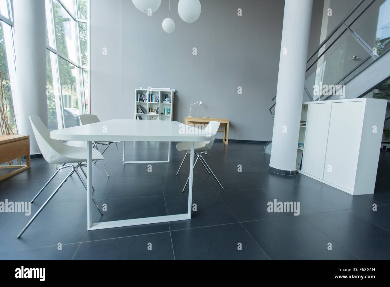 Modern office interior Stock Photo - Alamy