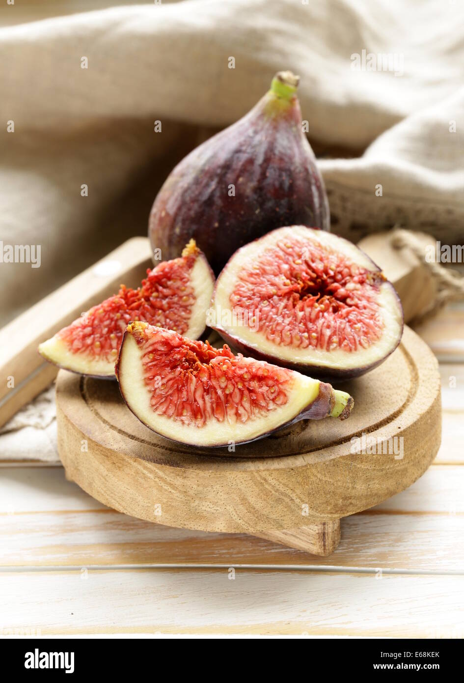 Fresh Ripe Figs Board fresh ripe figs hi-res stock photography and images - Alamy