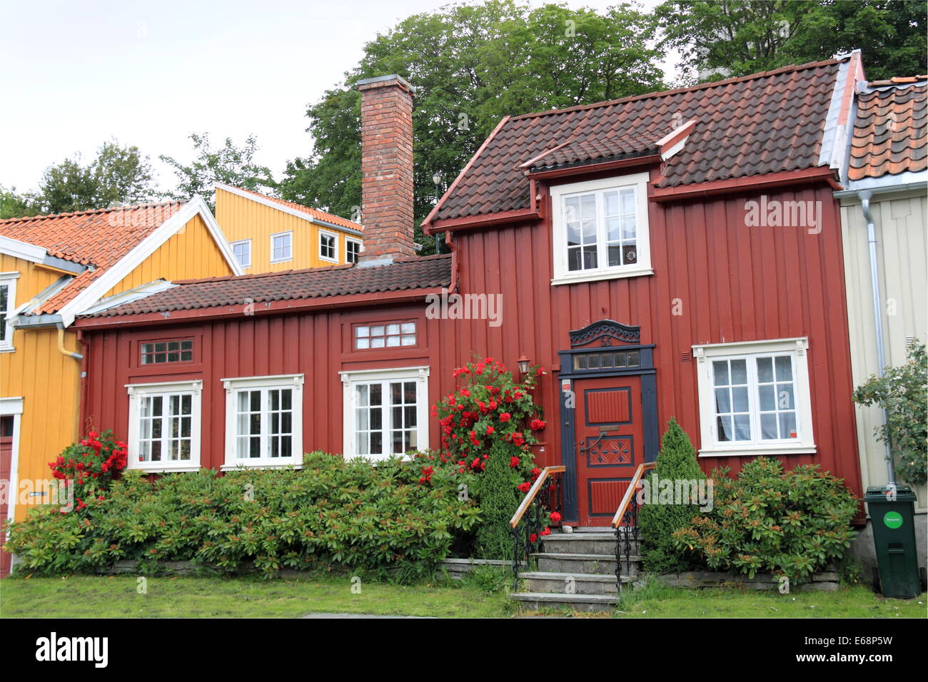 Typical house, Nedre Bakklandet, Trondheim, SørTrøndelag, Norway
