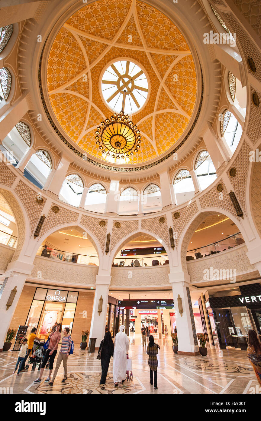 Atrium Dome Multi Floor Retail Stores Shops The Dubai Mall World S
