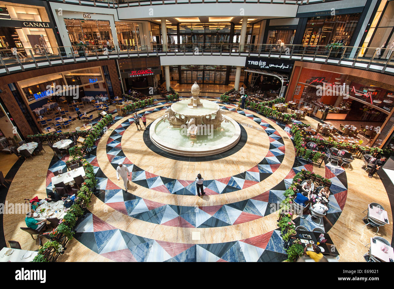The sale fountain restaurant