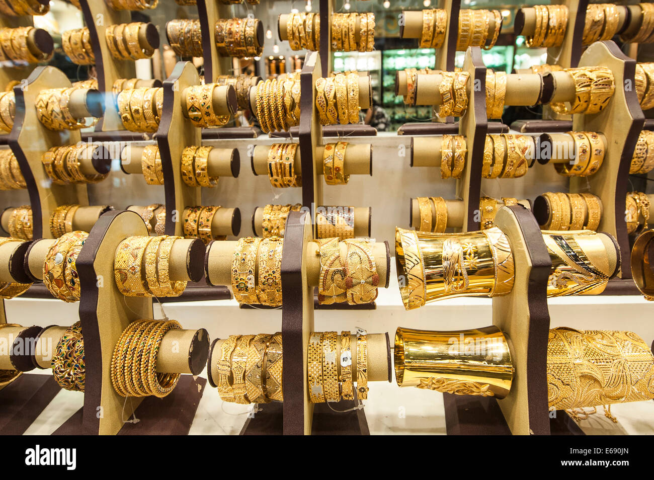 Gold 2024 jewelry bracelets