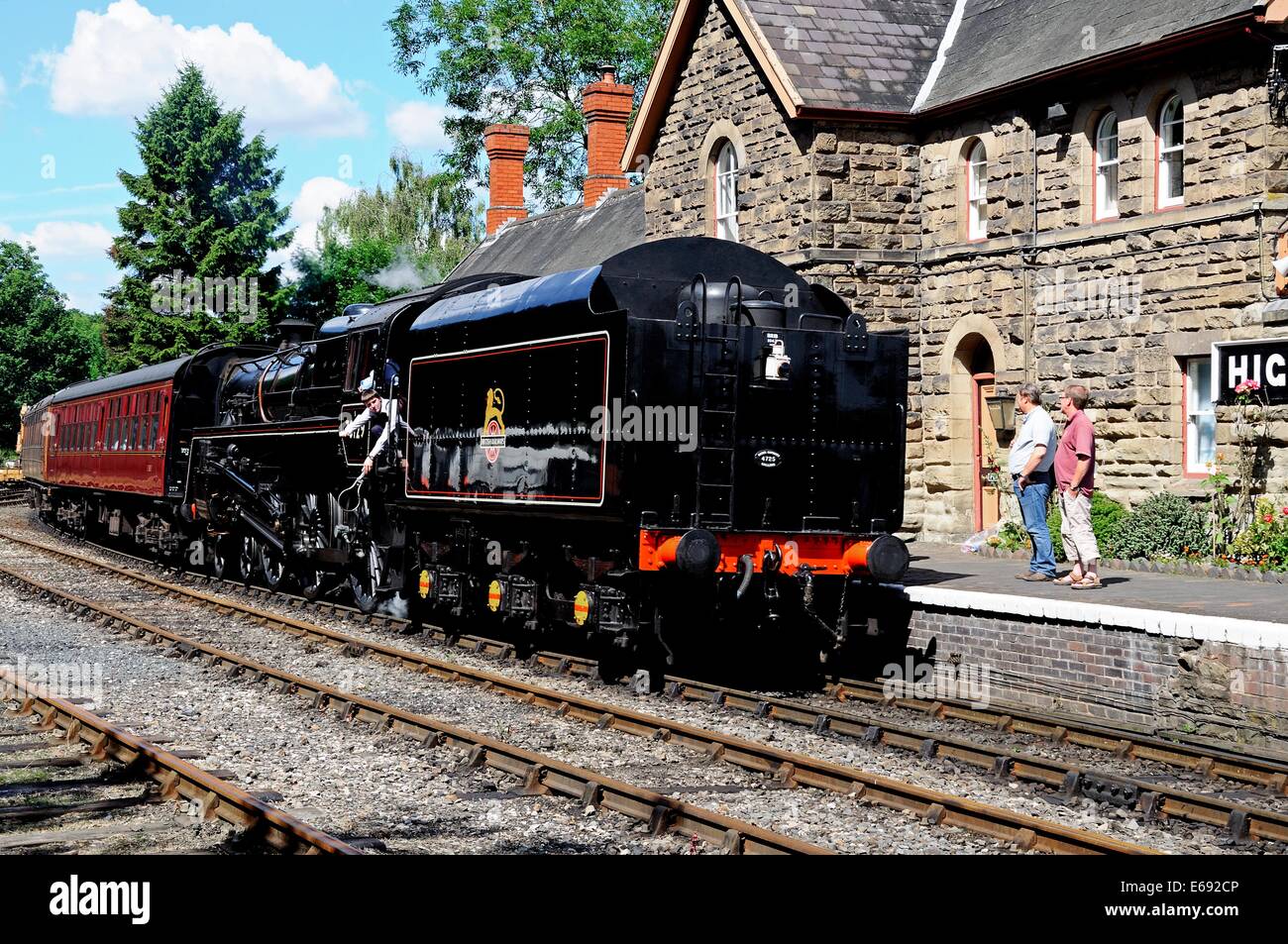Steam Locomotive British Rail Standard Class 5 4-6-0 number 73129 with a crew member ready for the token exchange, Highley. Stock Photo