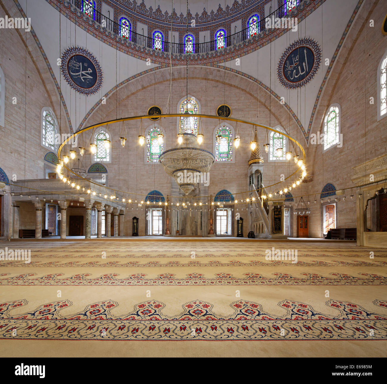 Yavuz sultan selim mosque hi-res stock photography and images - Alamy