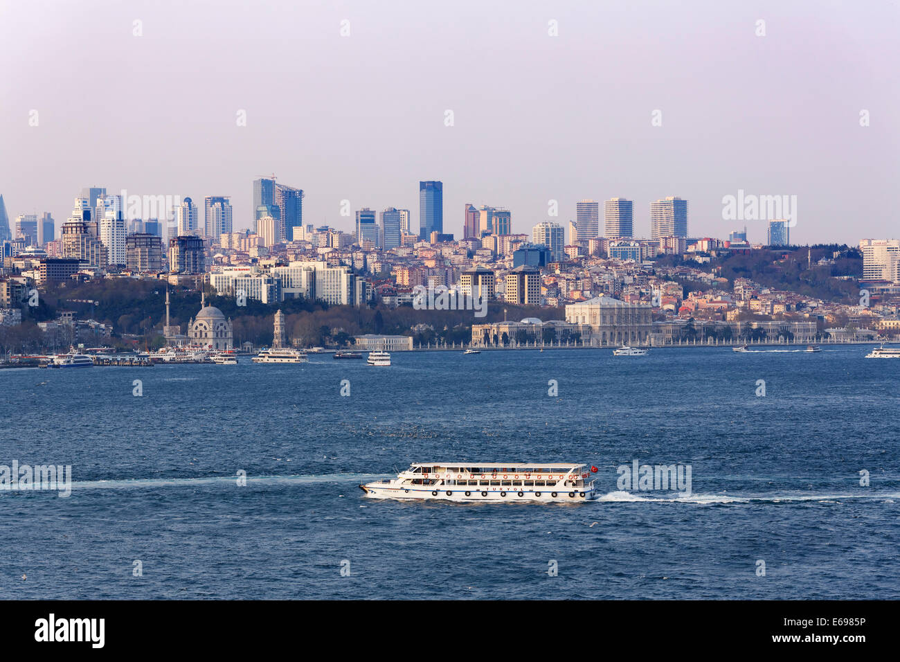 Districts Besiktas and Sisli with Dolmabahçe Palace, Dolmabahce Sarayi, Bosphorus, Istanbul, European Side, Turkey Stock Photo