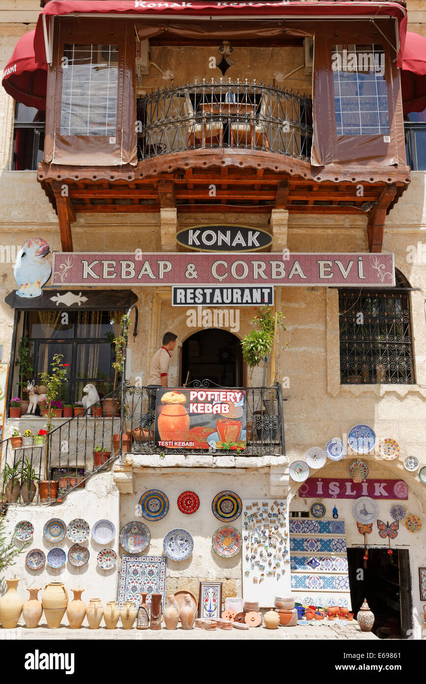 Restaurant and pottery, Avanos, Nevşehir Province, Cappadocia, Central Anatolia Region, Anatolia, Turkey Stock Photo