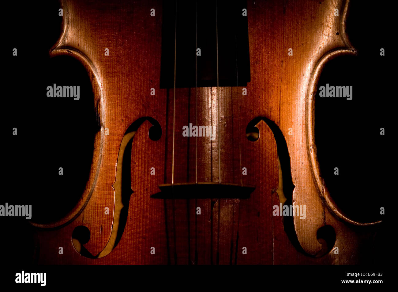 F Hole Violin High Resolution Stock Photography and Images Alamy