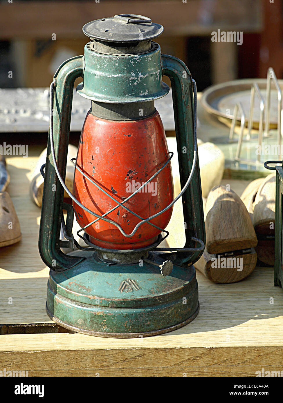 Old barn lanterns hi res stock photography and images Alamy