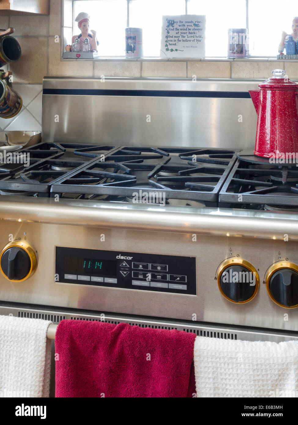 Kitchen stove range gas burner us american hi-res stock photography and  images - Alamy