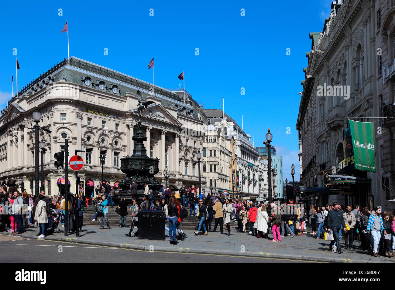 Großbritannien Great Britain London Piccadilly Square Shaftesbury ...