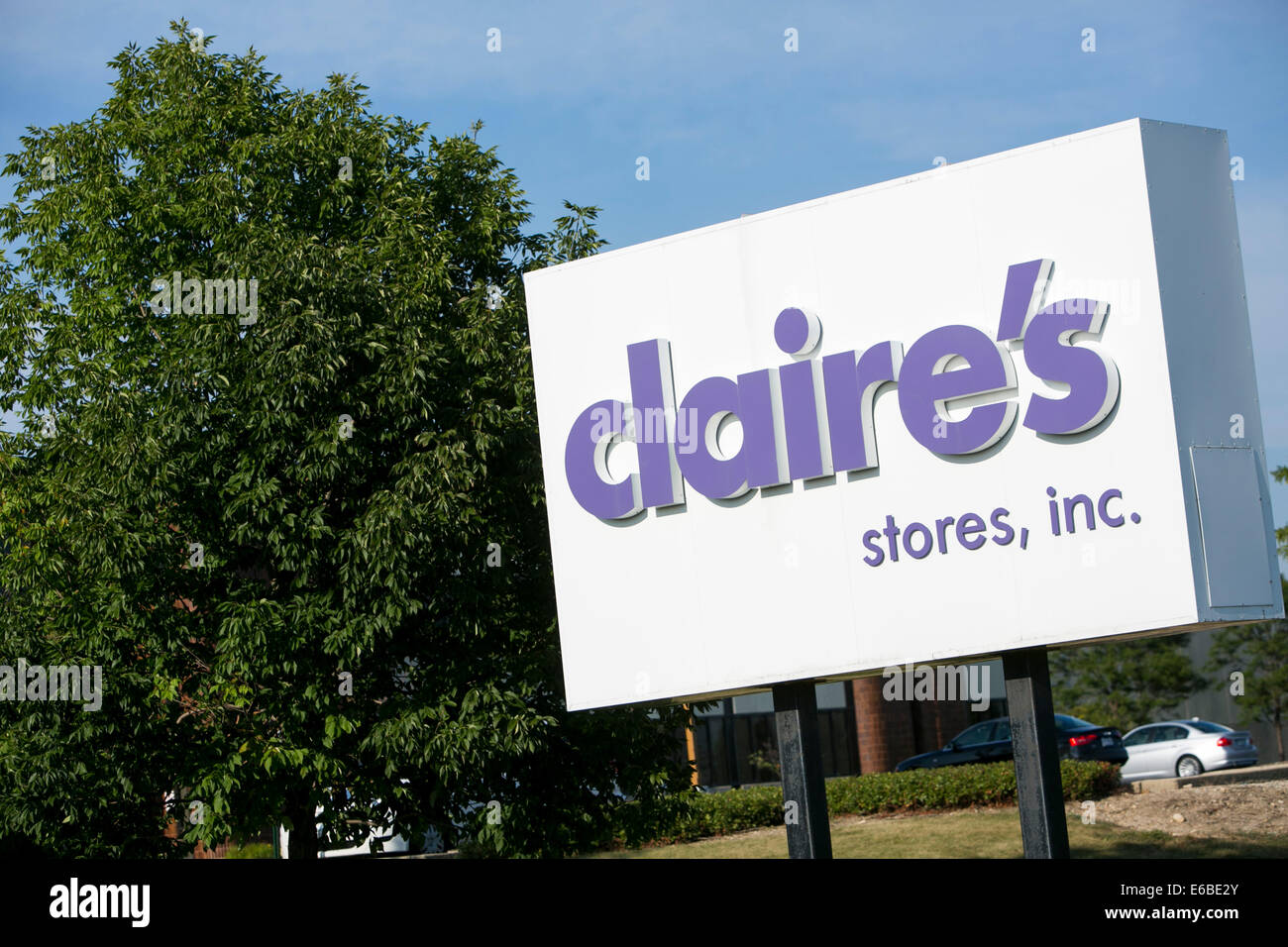 The headquarters of Claire's Stores in Hoffman Estates, Illinois. Stock Photo